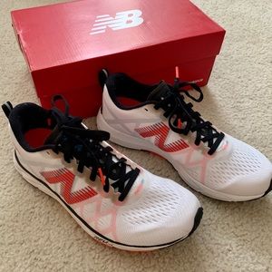 New Balance 1500 V4 W1500WR4 Women's Size 9.5 ❤️💙